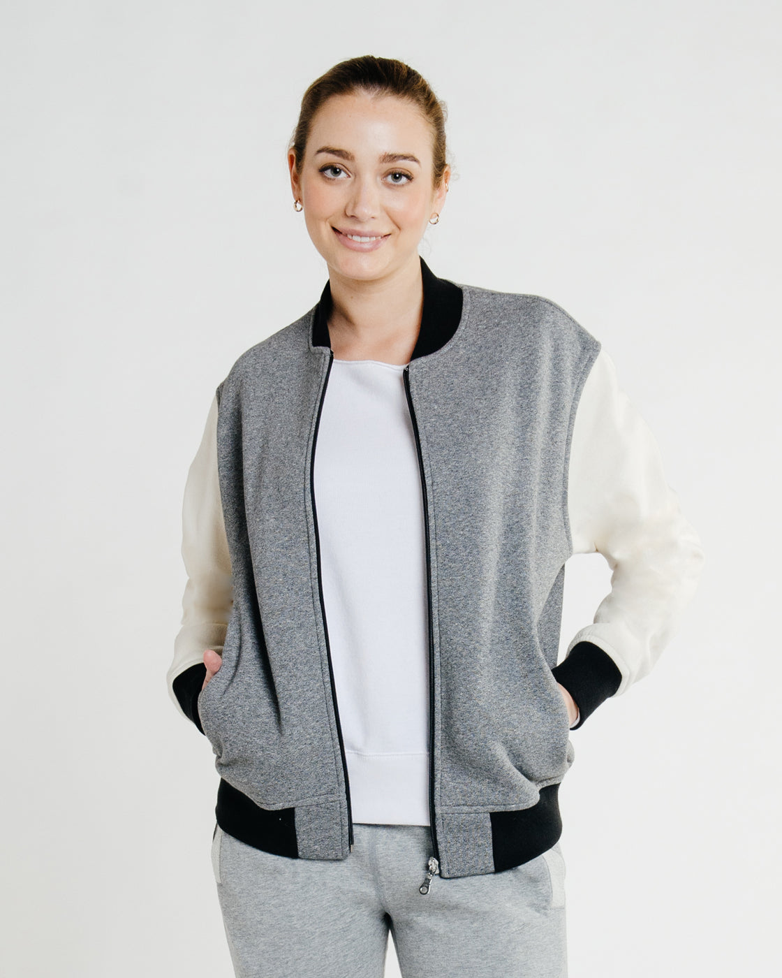 Model in W1633 (Rideau Jacket), Salt-Pepper Body W/ Eco Sleeves