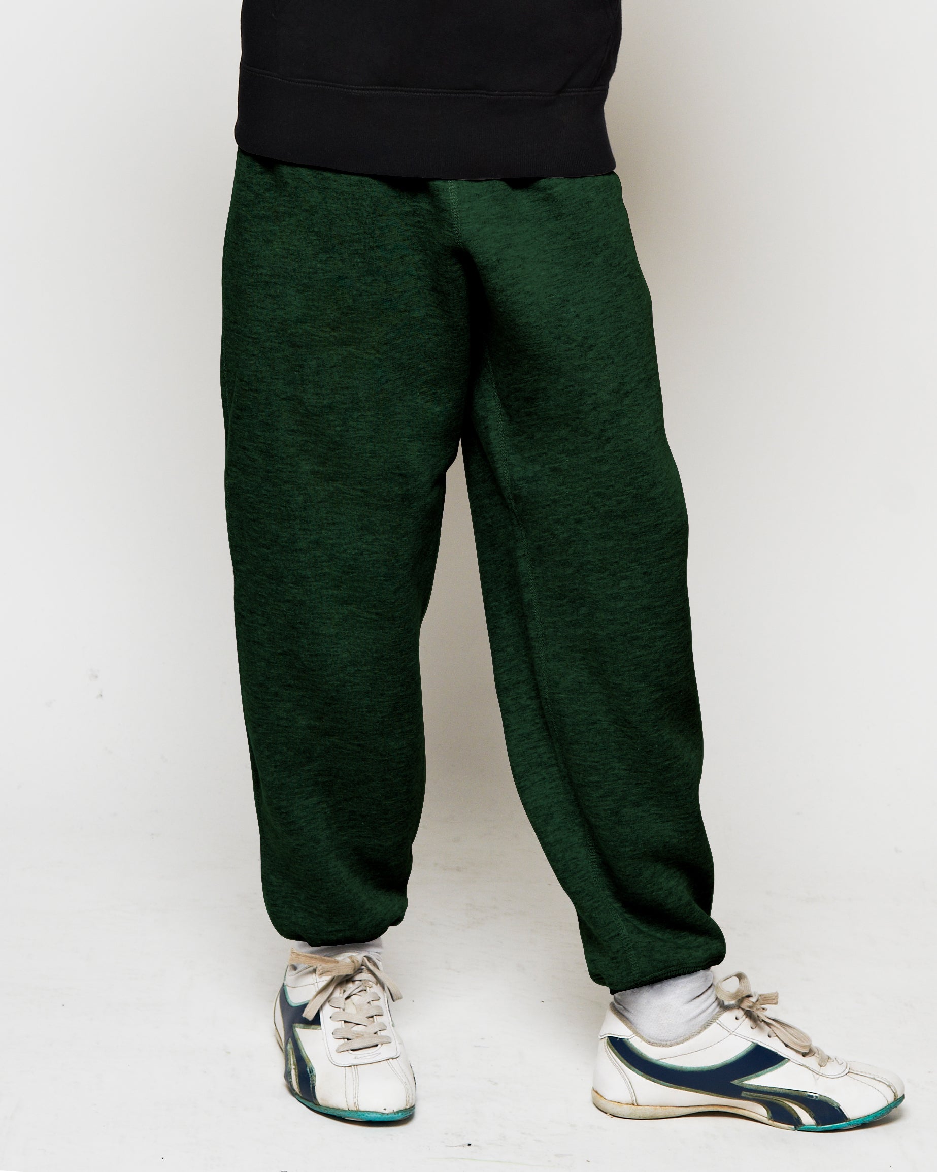 Model in WK026 (Breton Pants), Park Green