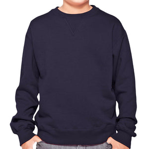 Model in WY023 (Beaver Crewneck), Midnight Navy